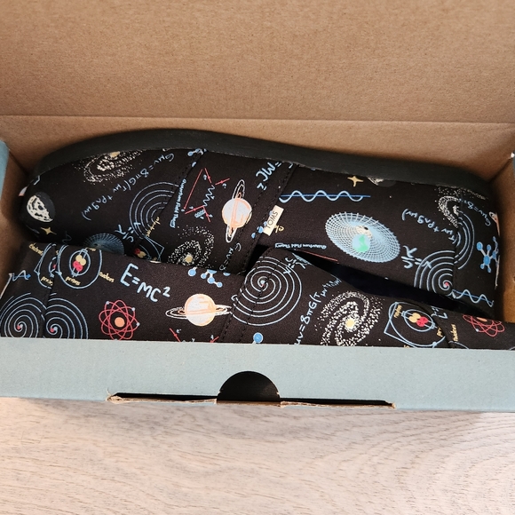 TOMS limited edition Alpargata cosmic wonder print canvas size 10 Men - Picture 8 of 11